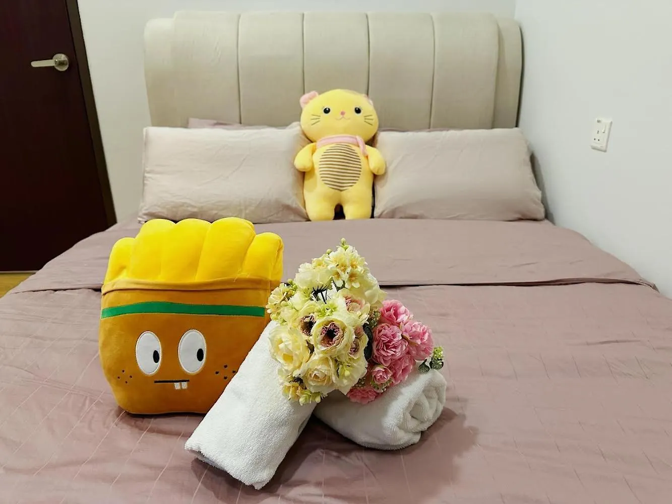 金海湾@Dangabay Yi Jia Homestay3房2厕顶楼豪华版4-12人适合家庭入住 Johor Bahru Apartman